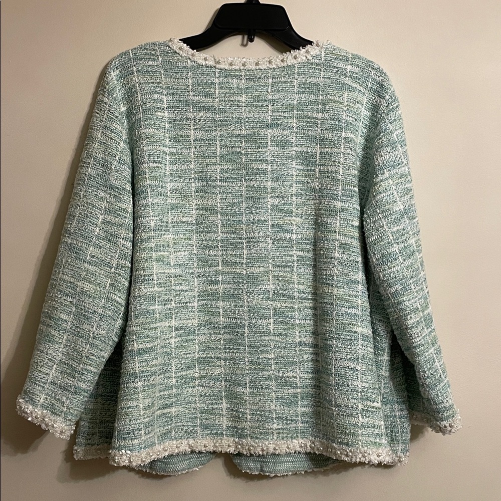 Alfred Dunner Mint Textured Blouse with White Edging - Picture 2 of 8